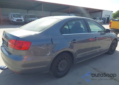 2013 Volkswagen Jetta 2.5L Se from USA, damaged, VIN 3VWDX7AJ6DM368745